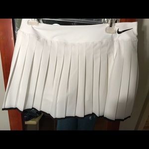 Nike Dri-Fit Golf Skort